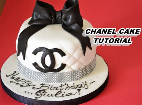 how to make chanel cake with fondant 